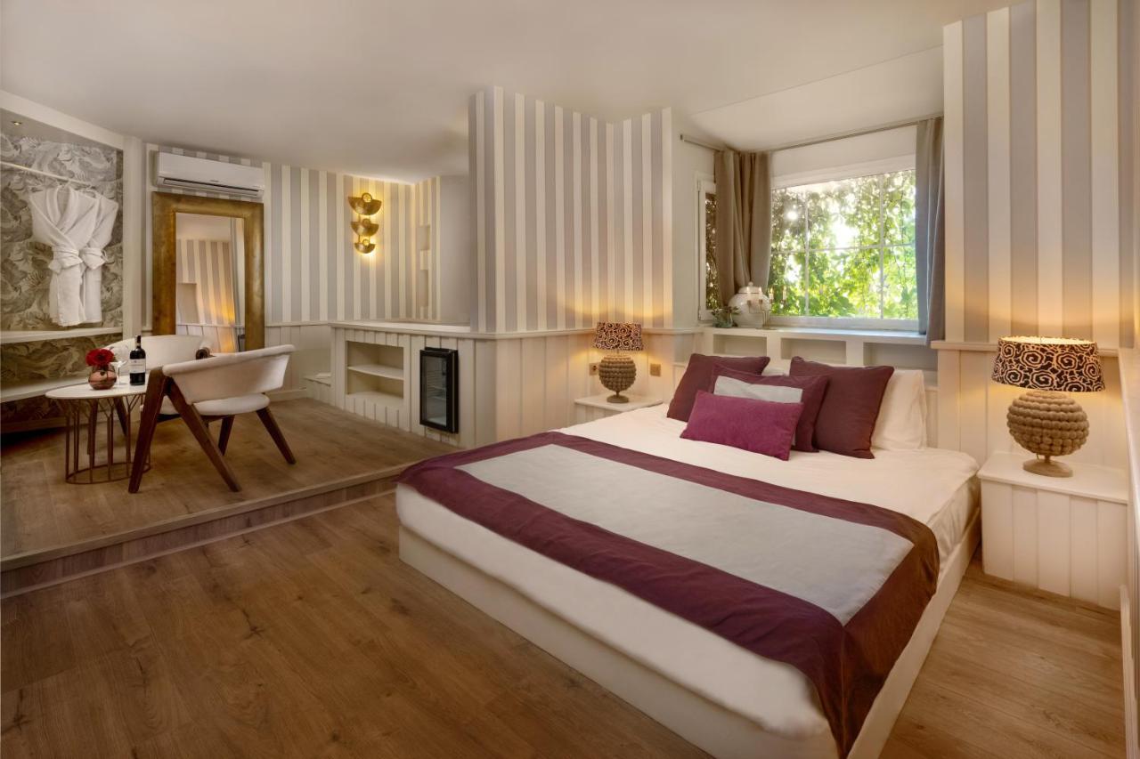 La Capria Suite Hotel אלאקאטי מראה חיצוני תמונה