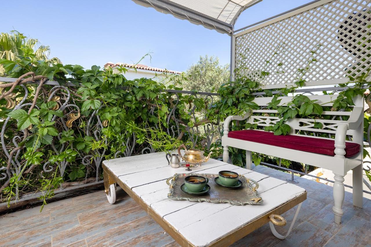 La Capria Suite Hotel אלאקאטי מראה חיצוני תמונה