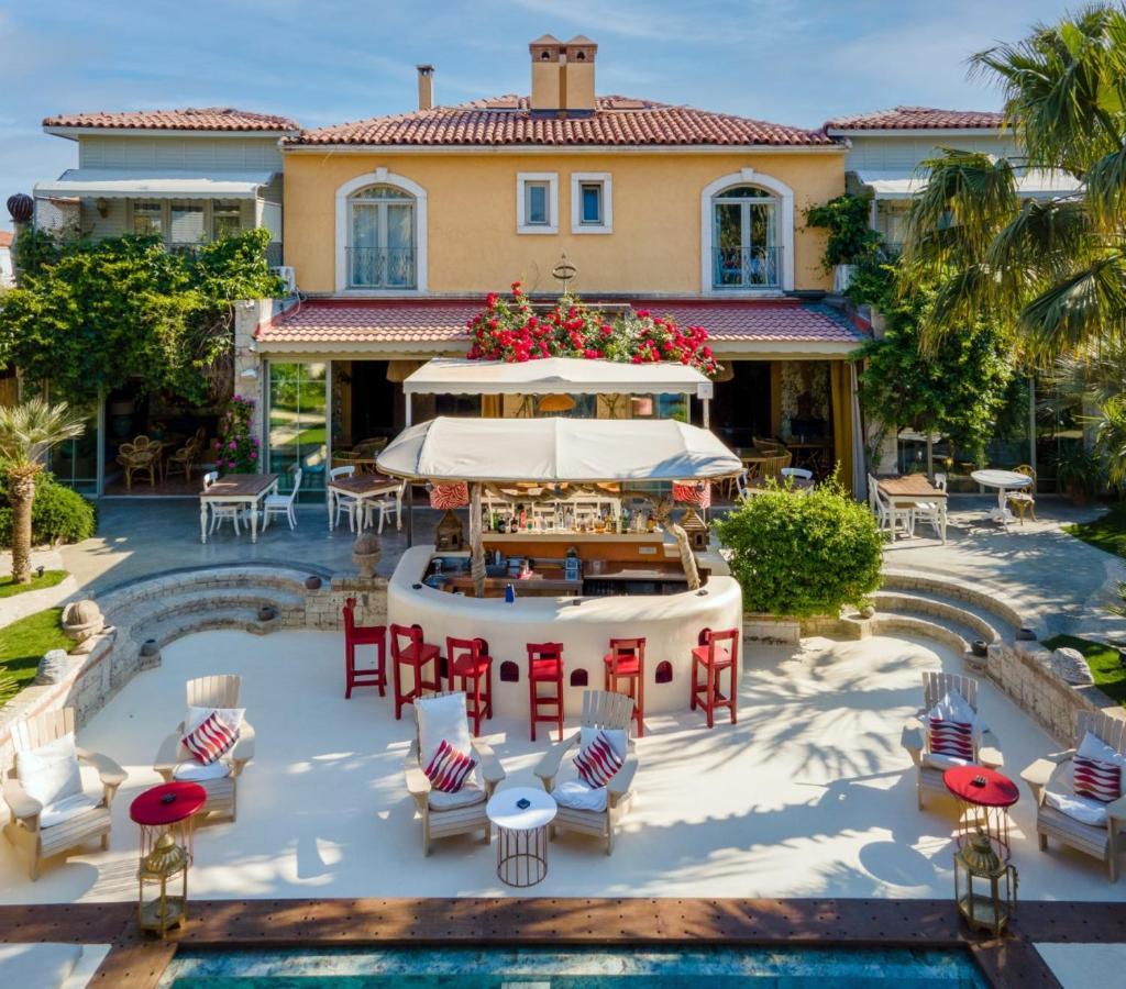 La Capria Suite Hotel אלאקאטי מראה חיצוני תמונה